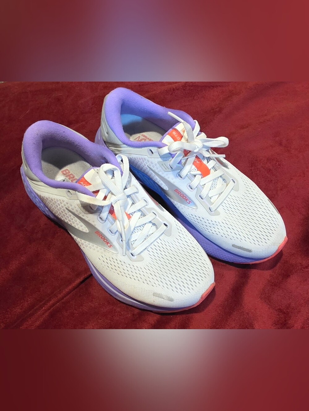 Brooks Adrenaline GTS 22